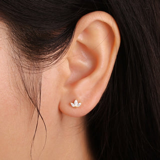 Beautiful Crown Design earring With CZ Diamond Stone, Sterling Silver Fashion Earrings