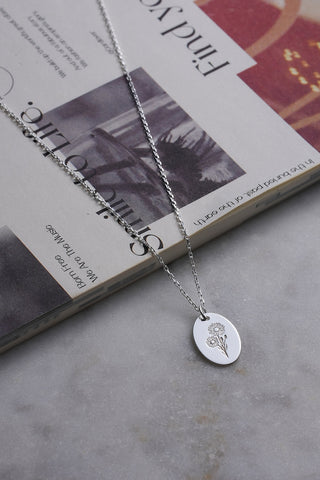 Minimalist Birth Flower Necklace Personalized Necklace For Anniversary and Gifts