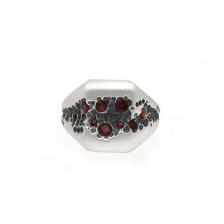 925 Stealing Silver Designer Men's Ring, Decorated With Tiny Red Garnet Gemstone