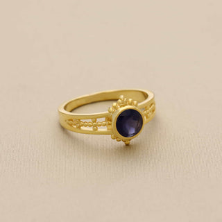 Solitaire Amethyst Stone Ring, Decorated With Round Gemstone, 925 Silver Ring Plated with 2 Micron 18kt Gold