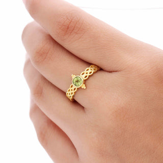 Solitaire Peridot Stone Ring, Decorated With Cushion Faceted Cut Gemstone, 925 Silver Ring Plated with 2 Micron 18kt Gold