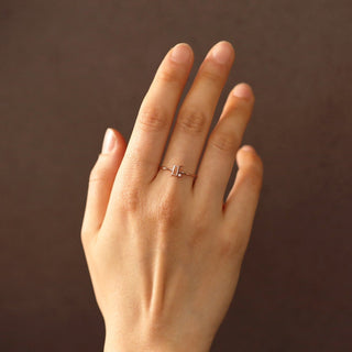 Gemini Sign Diamond Ring Simple Wedding Ring with Elegant and Beautiful Design