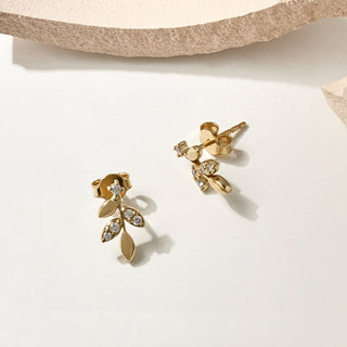 Diamond earring stud Gold earring stud Party Wear Stud Earring For Girls and Women