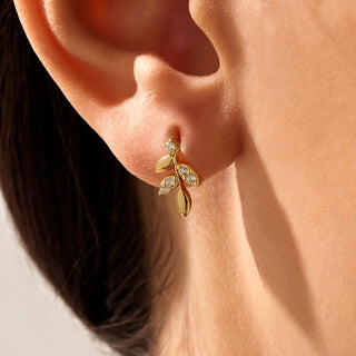 Diamond earring stud Gold earring stud Party Wear Stud Earring For Girls and Women