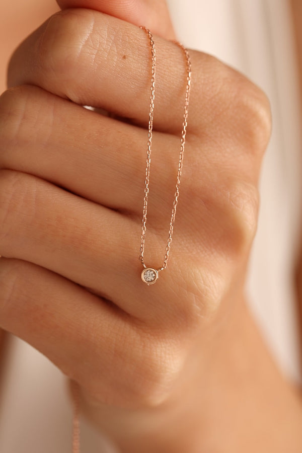 Diamond Bezel Pendant (White Gold) – Dejaun Jewelers