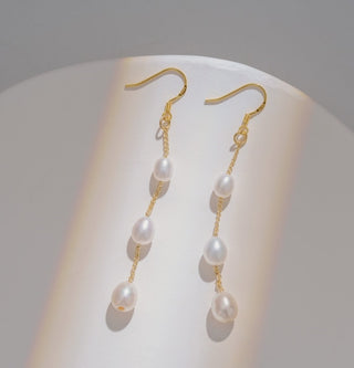 Minimalist Pearl Drop Earrings Party Wear Earrings For Girls and Women