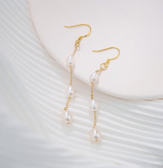 Minimalist Pearl Drop Earrings Party Wear Earrings For Girls and Women